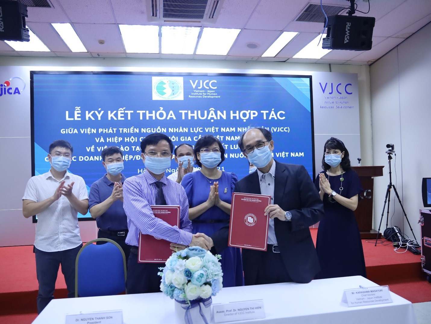 ベトナム日本人材開発インスティチュート（VJCC）は、ベトナム畜産協会（VIPA）と協力協定を締結しました。